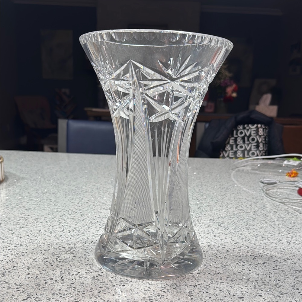 Elegant Crystal Vase